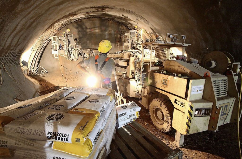 Stadt rechnet mit fast 400 Millionen Euro – Rechtsstreit mit Bauunternehmen dauert an: Stuttgarter Rosensteintunnel wieder teurer