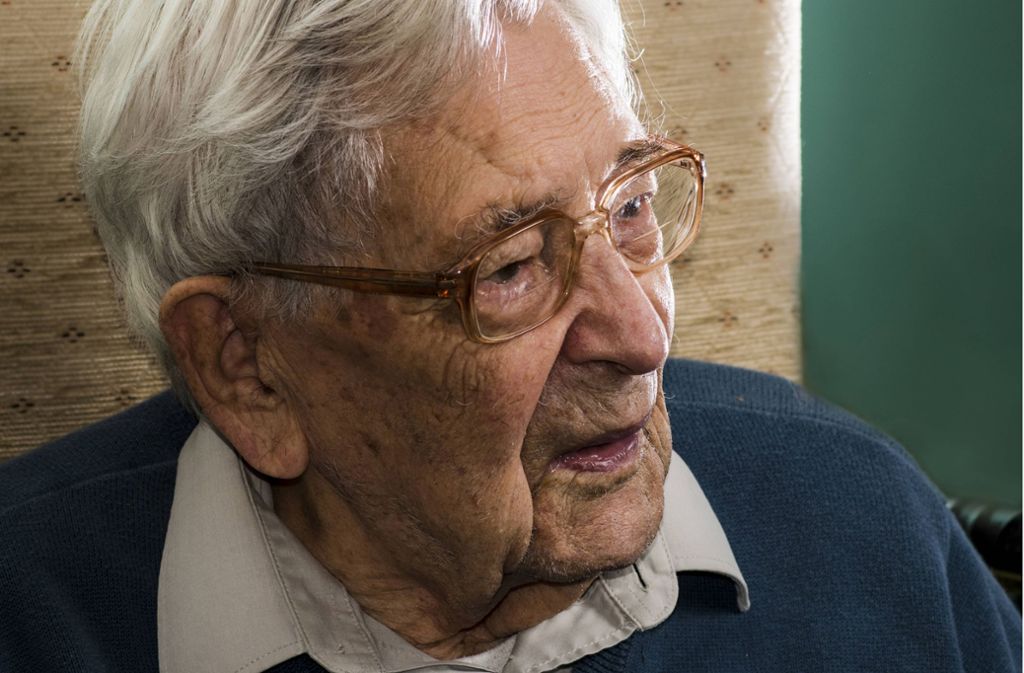 Bob Weighton: Ältester Mann der Welt stirbt in Großbritannien im Alter von 112 Jahren