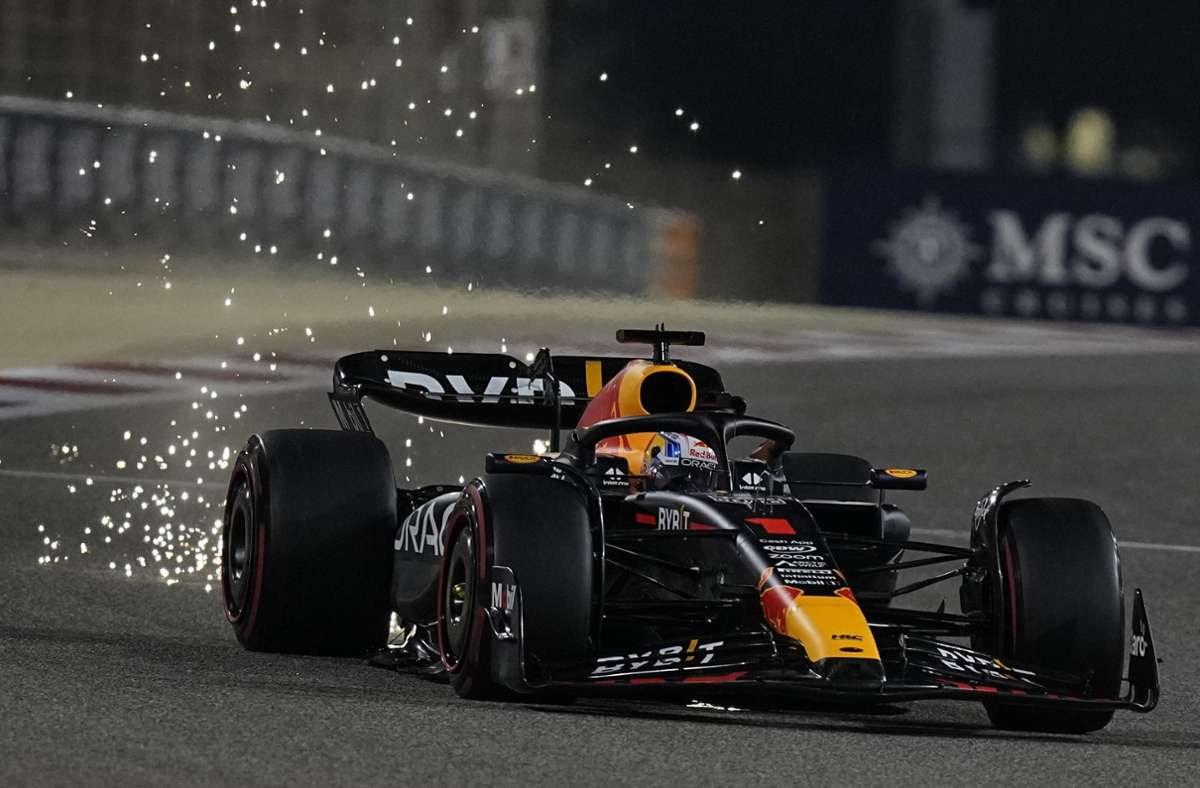 Max Verstappen hat sich die Pole Position in Bahrain geholt. Foto: dpa/Ariel Schalit