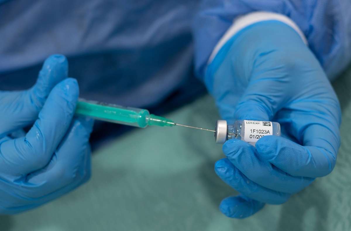 Neue Coronavirus-Variante aus Südafrika: Experte: Impfungen „fast sicher“ weniger effektiv gegen B.1.1.529