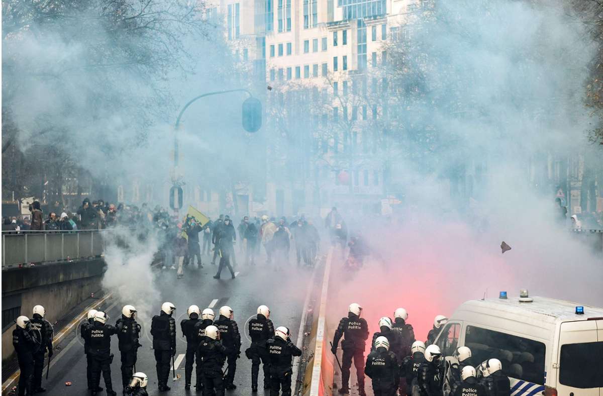 In Brüssel gab es am Sonntag Proteste gegen die Corona-Maßnahmen.