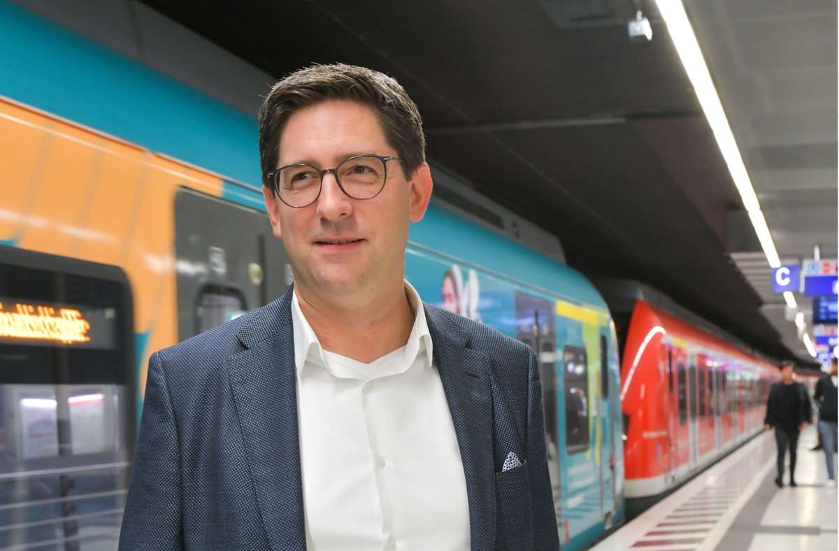 Baustellen und Unpünktlichkeit: Der Stuttgarter S-Bahn-Chef kämpft an mehreren Fronten