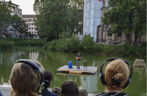 Der Kölner Slam-Poet Quichotte auf der  neuen Bühne auf dem Feuersee im Stuttgarter Westen. Foto: Lichtgut/Julian Rettig