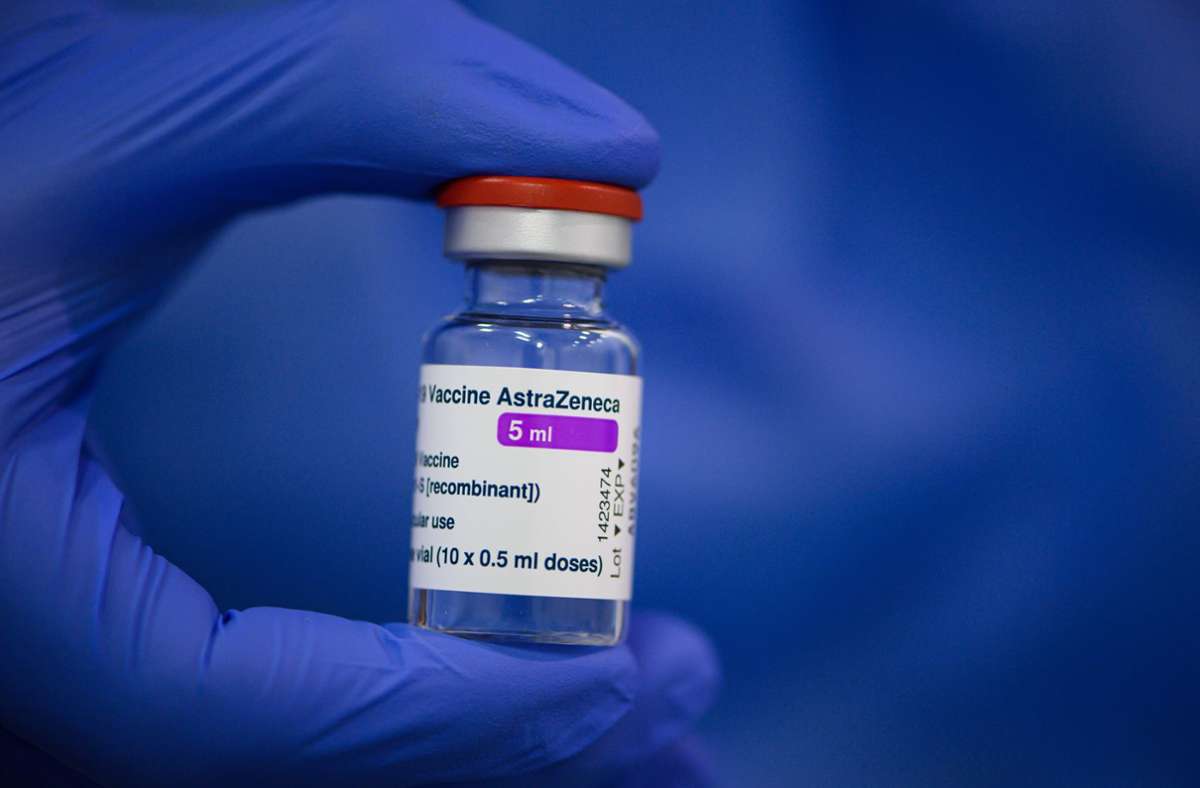 Corona-Schutzimpfung: Jüngere Astrazeneca-Geimpfte sollen auf anderes Präparat umsteigen