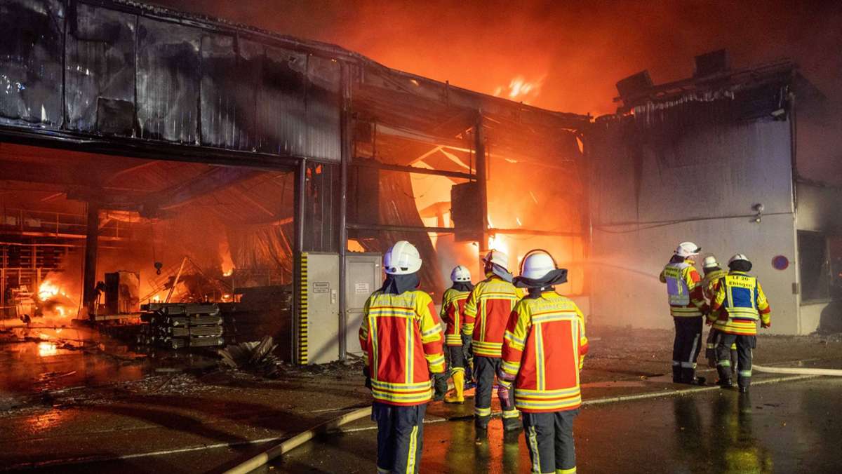 200 Millionen Euro Schaden: Was über den  Großbrand  in Allmendingen bekannt ist