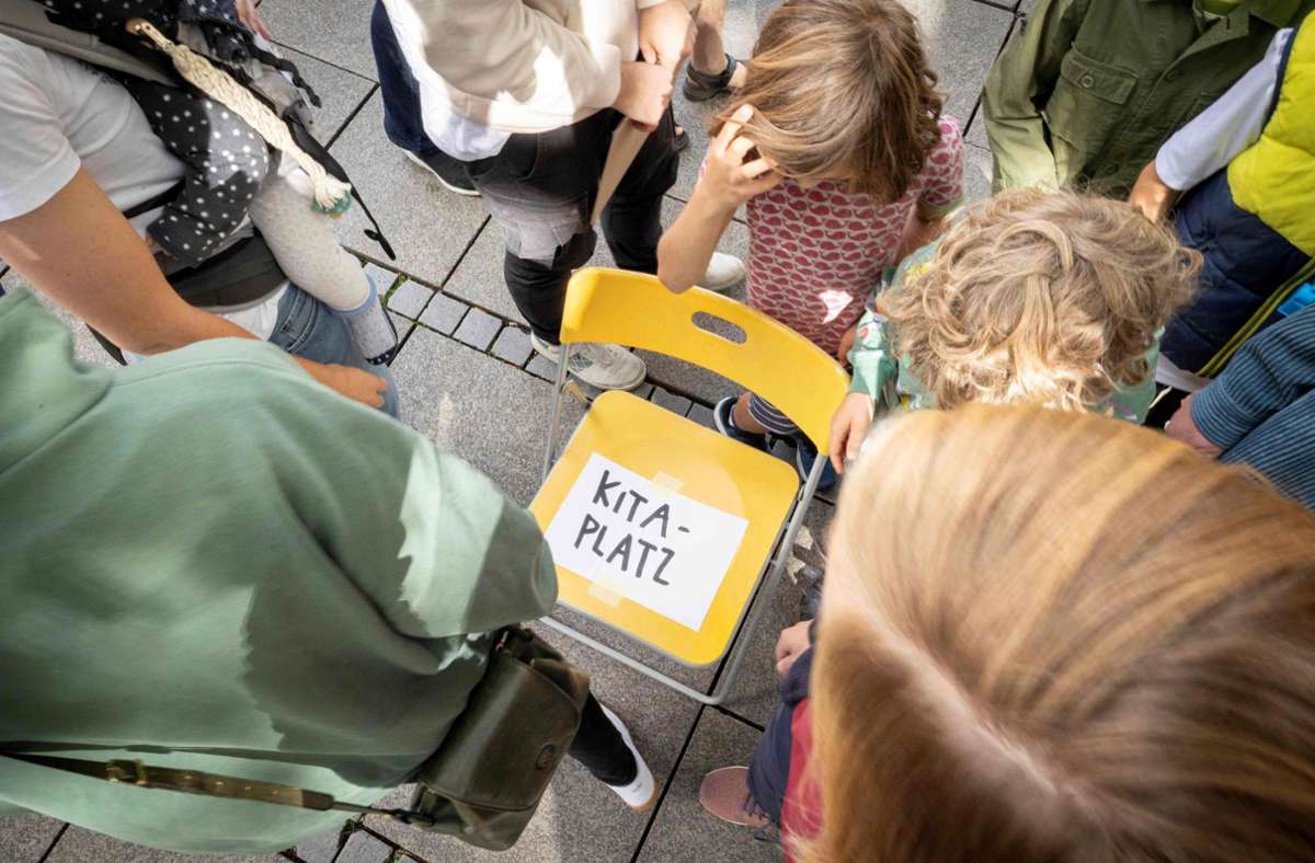 Drei Stuttgarter Familien berichten: Kein Kita-Platz: Mutter muss Umschulung abbrechen