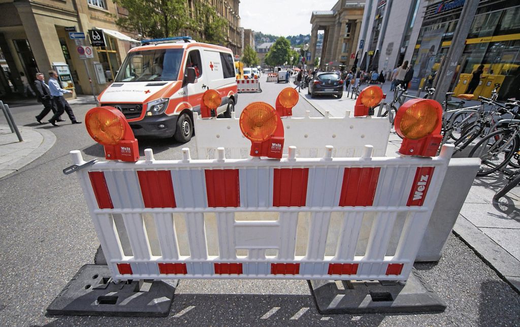 Für mehr Sicherheit bei Großveranstaltungen: Barrieren am Stuttgarter Schlossplatz