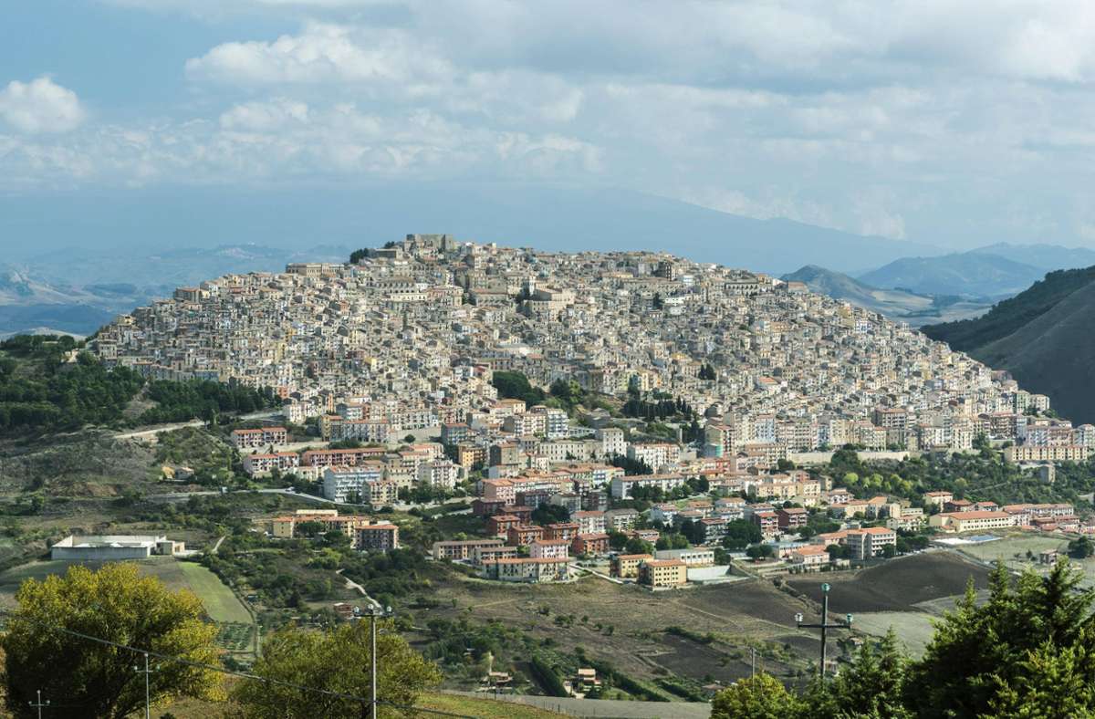 Aussterbende Dörfer in Italien: Verkaufe Haus  für einen  Euro