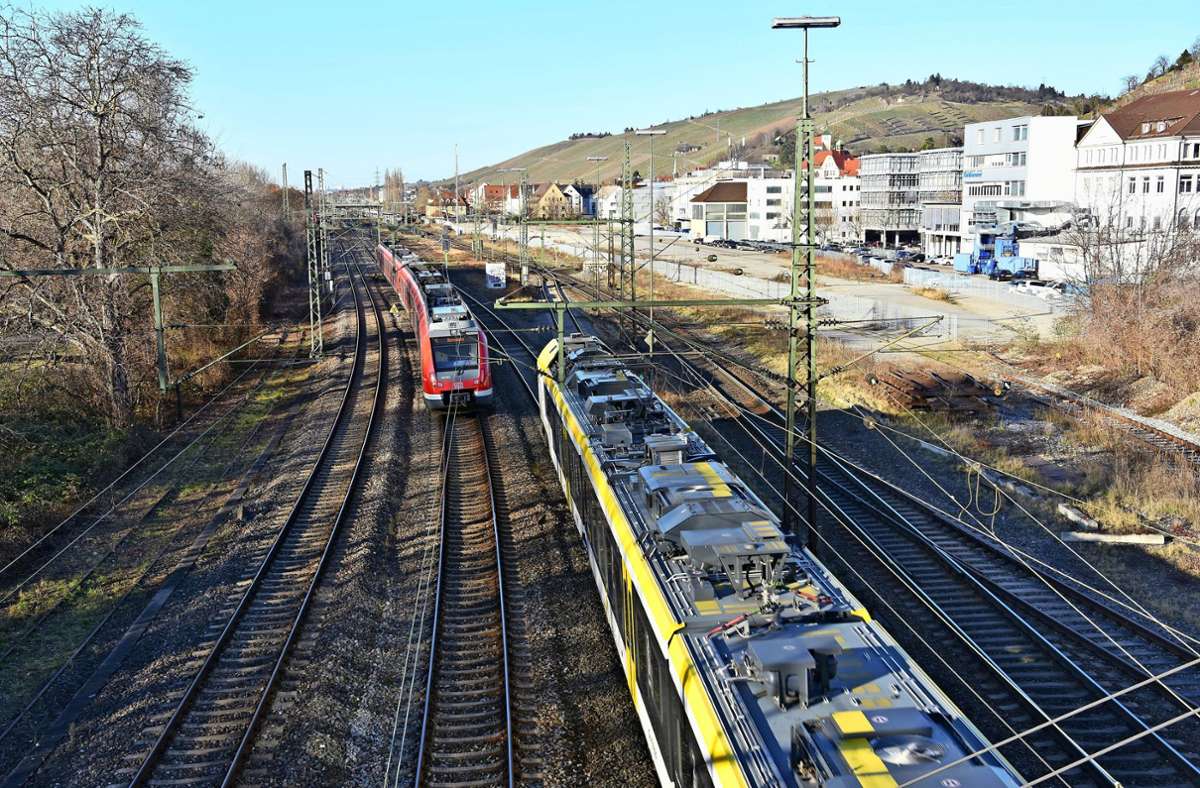 Zugverkehr Obere Neckarvororte: Express-S-Bahn soll auch in Obertürkheim halten