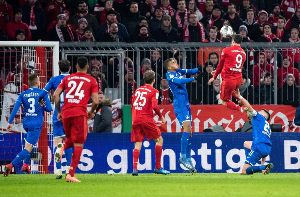 DFB-Pokal: Bayern München im Viertelfinale –  Lewandowski trifft doppelt