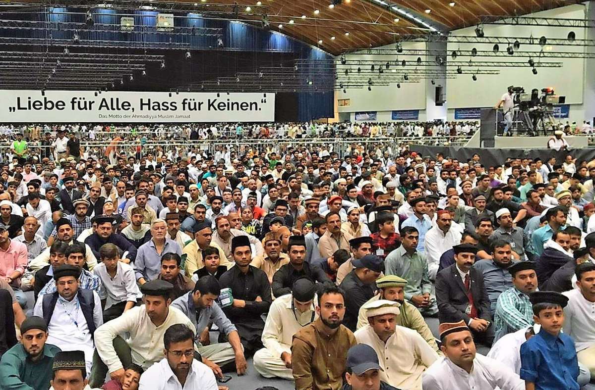 50 000 Gläubige bei Ahmadiyya-Treffen: Die Stuttgarter Messe wird zum schwäbischen Mekka