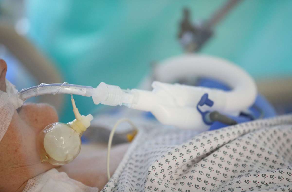 Coronapandemie in Baden-Württemberg: Zu viele Corona-Patienten – Kliniken müssen Operationen verschieben