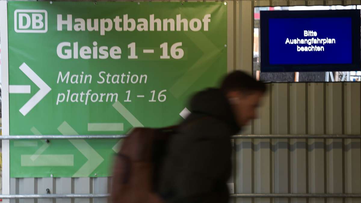 Bau von Stuttgart 21: Bahn verspricht Abhilfe bei den langen Wegen am Hauptbahnhof