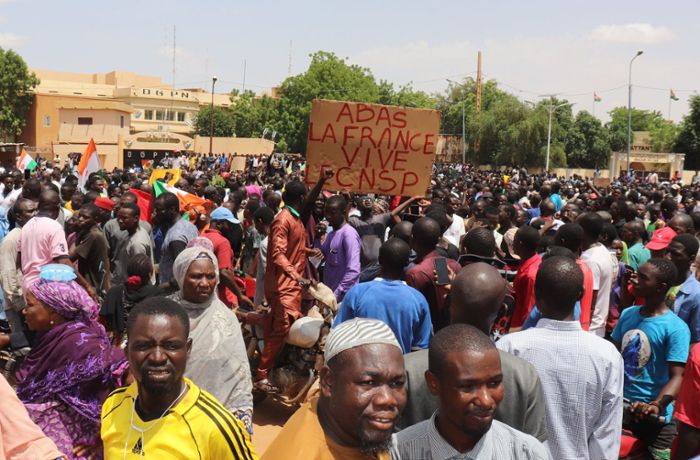 Nach Putsch im Niger: Auswärtiges Amt plant keine Evakuierung für Deutsche