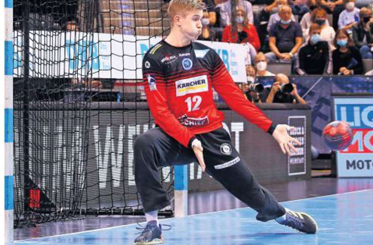 Tobias Thulin  fehlt dem Handball-Bundesligisten TVB Stuttgart coronabedingt im Spiel   gegen den THW Kiel. Foto: Baumann
