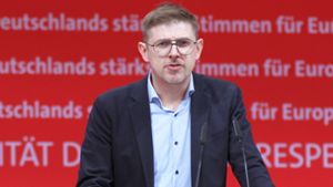 Matthias Ecke: SPD-Europaabgeordneter beim Plakatieren angegriffen - schwer verletzt