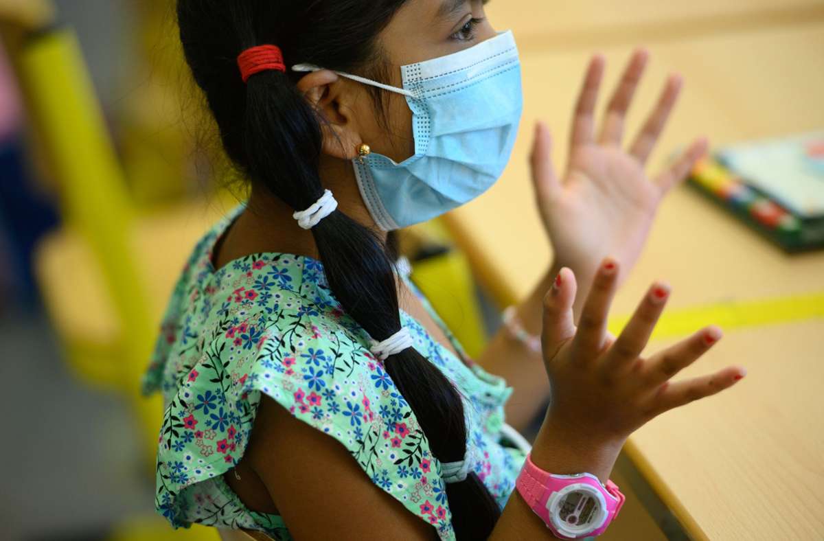 Ab zwölf Jahren: WHO empfiehlt das Tragen von Masken für Kinder