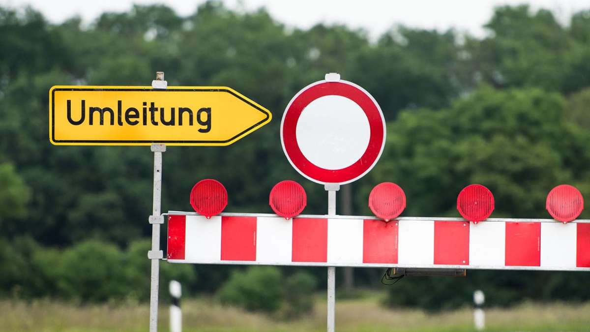 Teilsperrung wegen Bauarbeiten: Straße für etwa zwei Wochen in Richtung Leonberg-Höfingen gesperrt