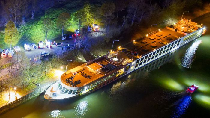 Unfall mit Donau-Kreuzfahrtschiff fordert mehrere Verletzte
