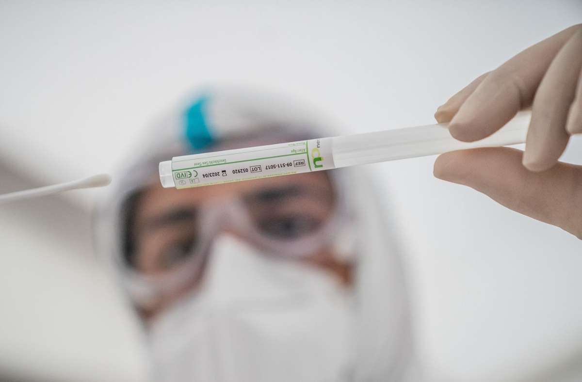 Coronaregeln im Südwesten: Wofür in der  Warnstufe PCR-Tests nötig sind – und wo man sie bekommt
