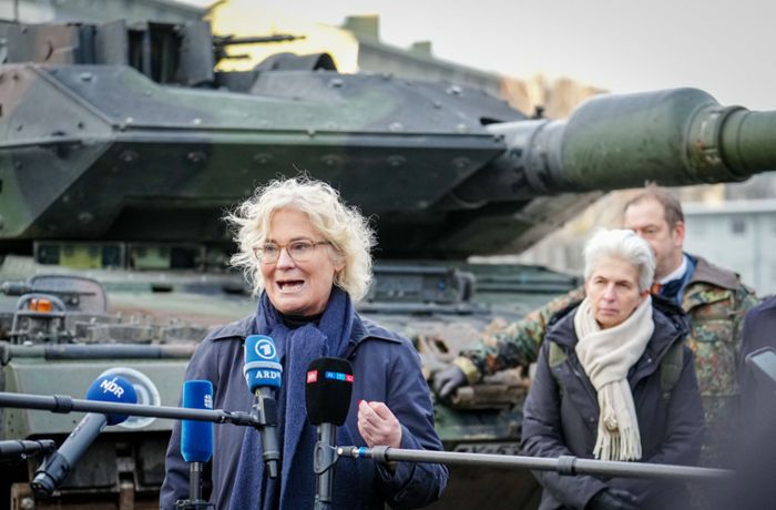 Verteidigungsministerin besucht Truppe in Litauen: Lambrecht legt mit klarer Kante los
