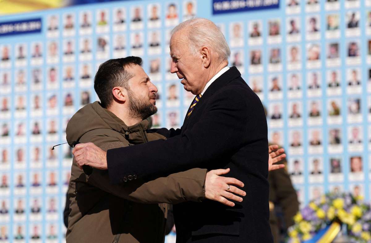 Joe Biden in Kiew: Mit hohem Einsatz