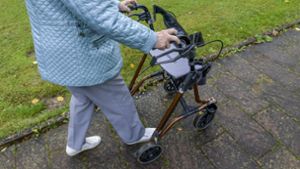 101-Jährige schleicht sich aus Pflegeheim, um Tochter zu sehen