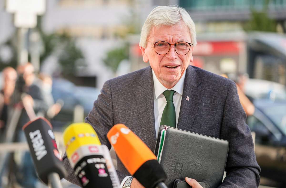 Nachfolgedebatte in Hessen: Bouffier denkt offenbar über Abschied nach