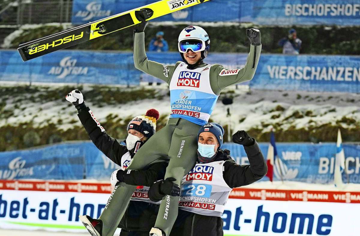Skispringer Stoch triumphiert in Bischofshofen: König Kamil beherrscht die Tournee