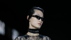 Mailand: Fashion Week: Gucci lässt es funkeln, Moschino will Frieden