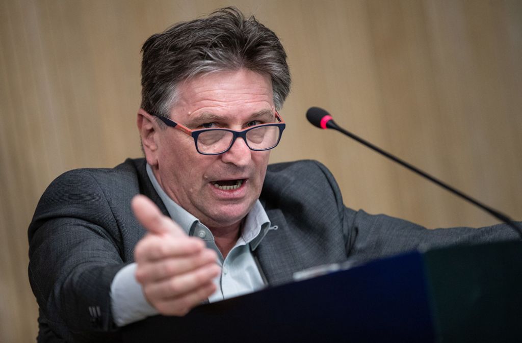 Fördermittel für Christoph Sonntag: FDP sieht Manfred Lucha als „Minister auf Abruf“