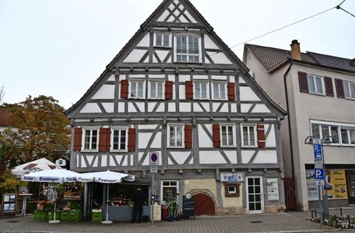 Das Alte Haus in der Heumadener Straße beherbergt im Erdgeschoss das Hedelfinger Heimatmuseum. Foto: Mathias Kuhn