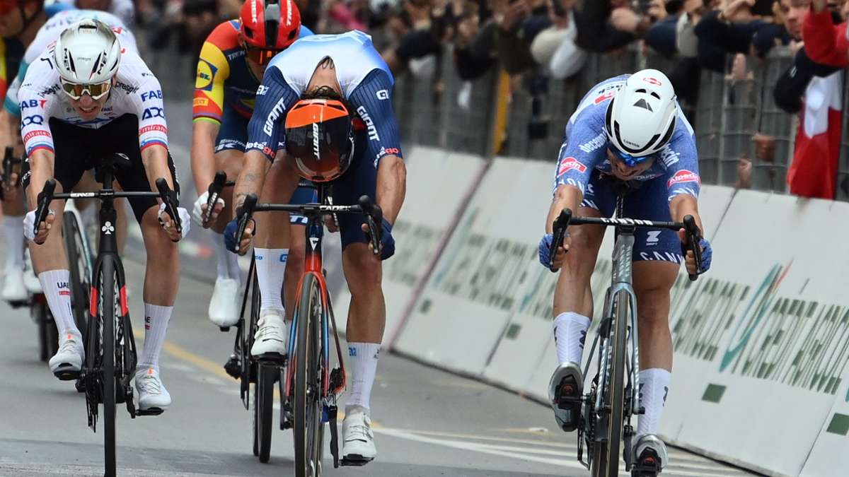 Radsport: Philipsen gewinnt Mailand-Sanremo - Pogacar Dritter