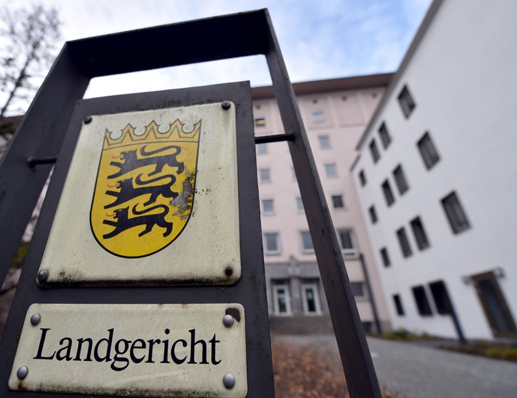 Er muss sich kommende Woche an wegen eines Mordversuchs verantworten: Heilbronn: Senior nach Attacke auf Flüchtlinge vor Gericht