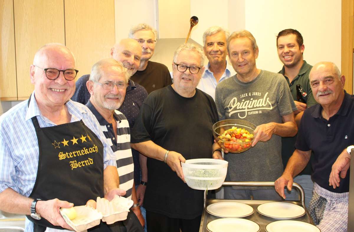 Kochtreff in Filderstadt: Männer an den Herd