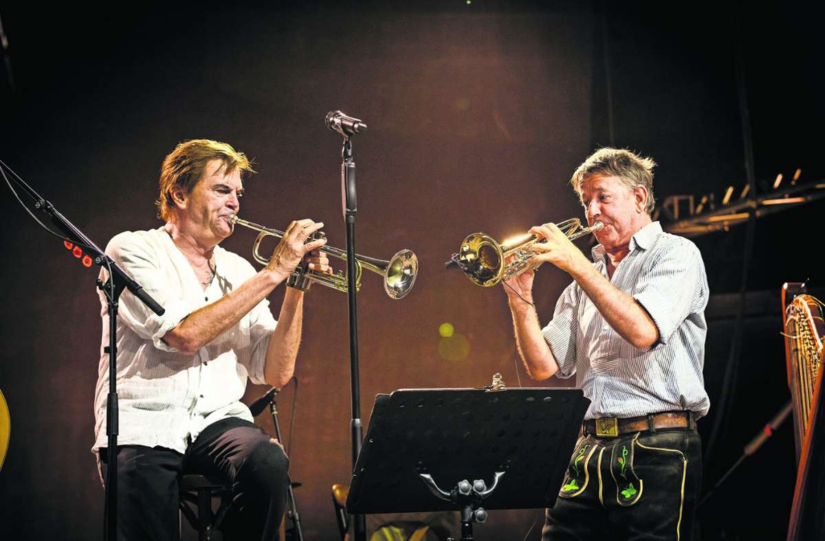 Blasmusik für die ewige Jugend: Campino (links) und Christoph Well in Stuttgart