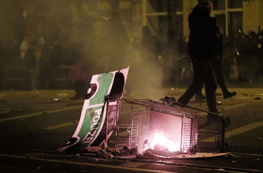 Angriff auf Polizisten in Leipzig: Bei Linksextremisten sinkt die Hemmschwelle