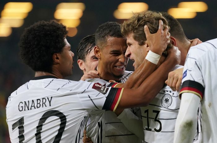 WM 2022 in Katar: Deutsche Fußballer nach 2:1 gegen Rumänien auf Kurs