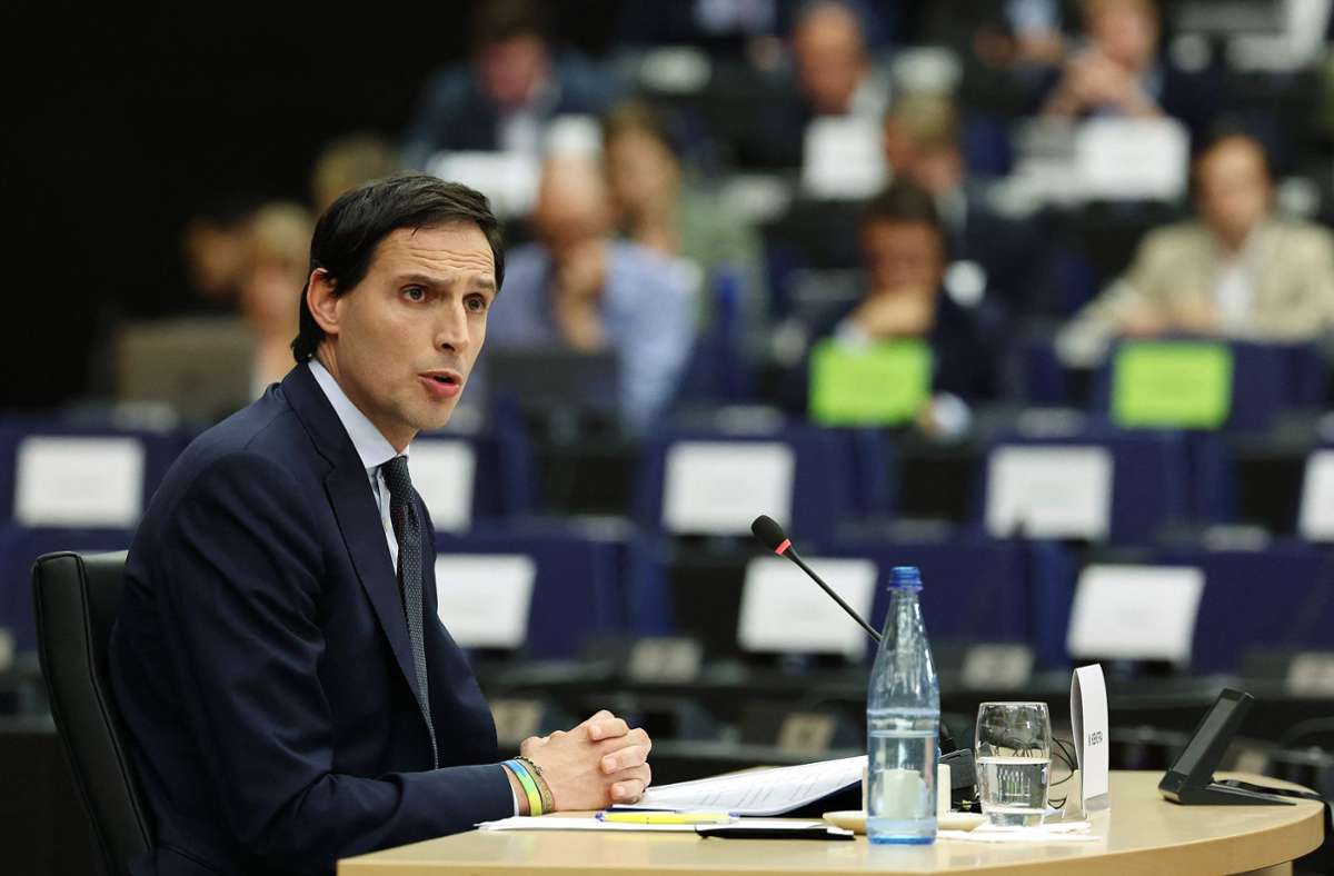 Neuer EU-Kommissar: Der lange Schatten des Vorgängers