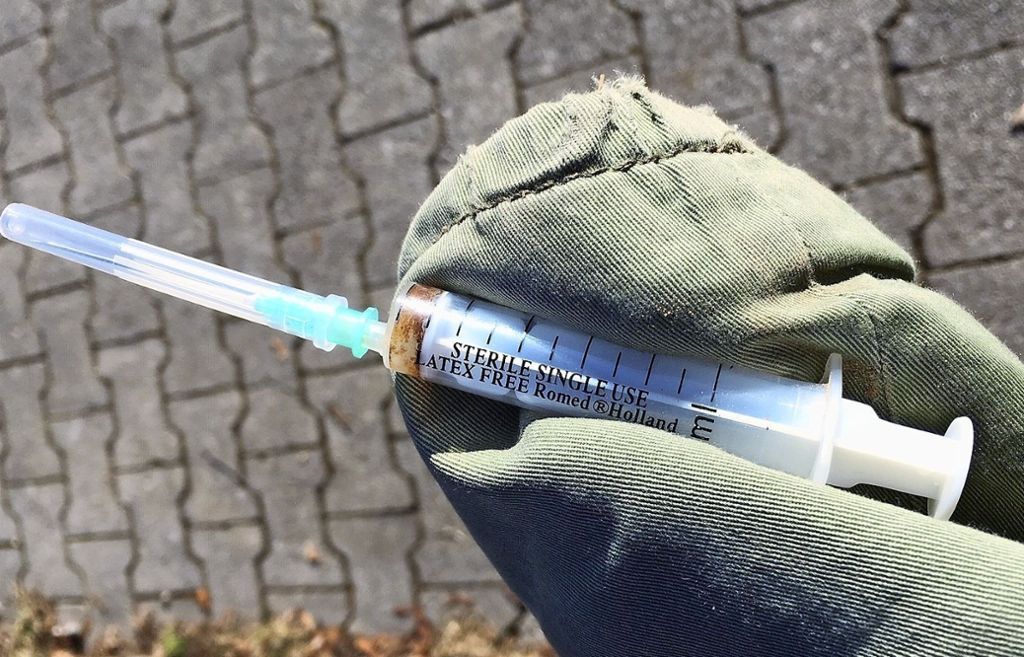 Eltern finden Drogenutensilien auf dem Spielplatz Barbarossastraße: Spritzen auf Spielplatz in Untertürkheim