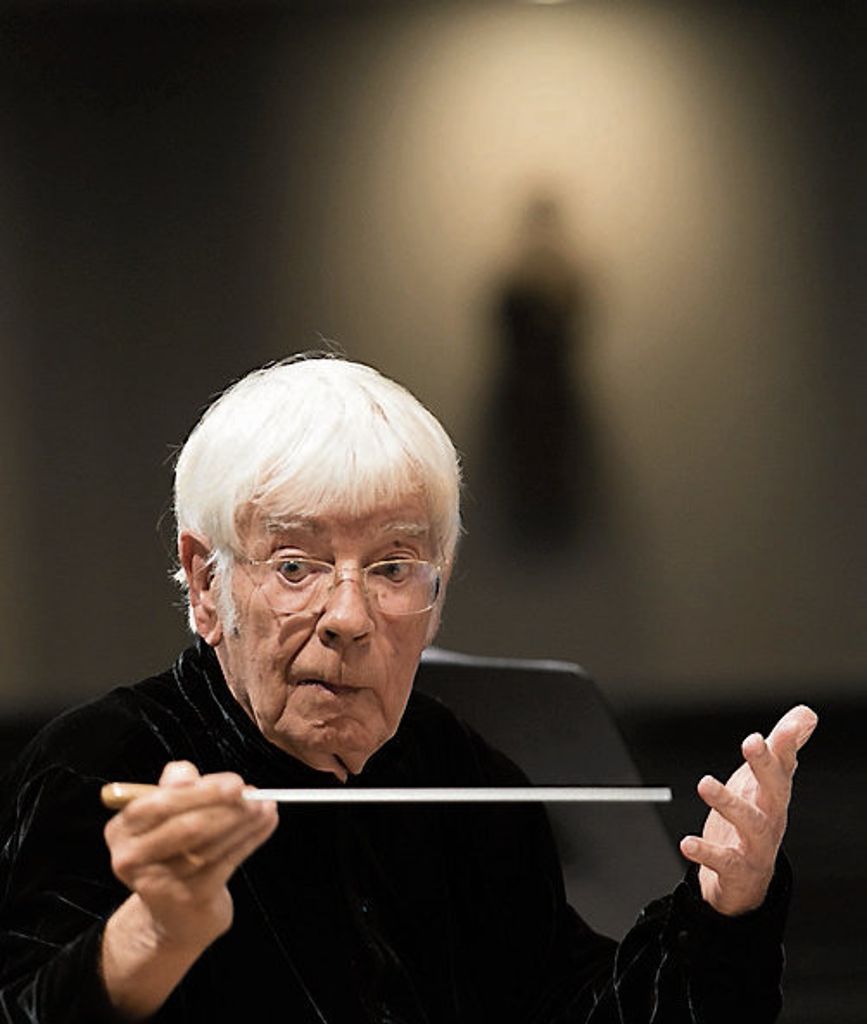 Der ehemalige Bachakademie-Chef Helmuth Rilling dirigiert zwei Kantaten Johann Sebastian Bachs in der Stiftskirche: Der Altmeister ist zurück