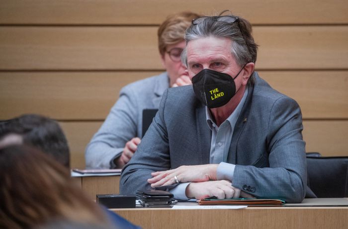 Widerstand aus Baden-Württemberg: Lucha gegen Ausnahmen bei Maskenpflicht