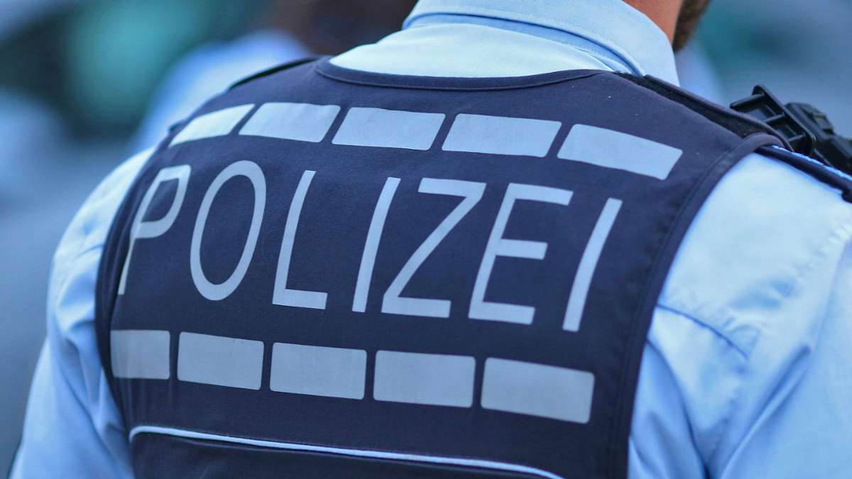 Angriff in Esslingen: Unbekannter schlägt Frau am Bahnhof nieder