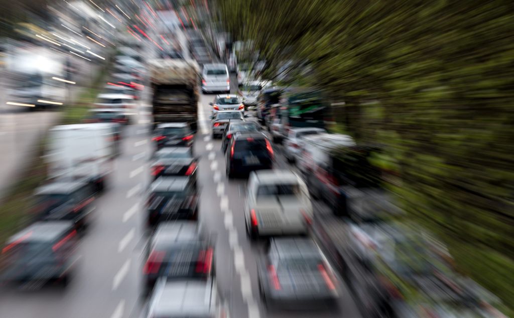 Diesel-Autos bereiten weiter Kopfzerbrechen: Fahrverbote in Stuttgart schwer vermeidbar