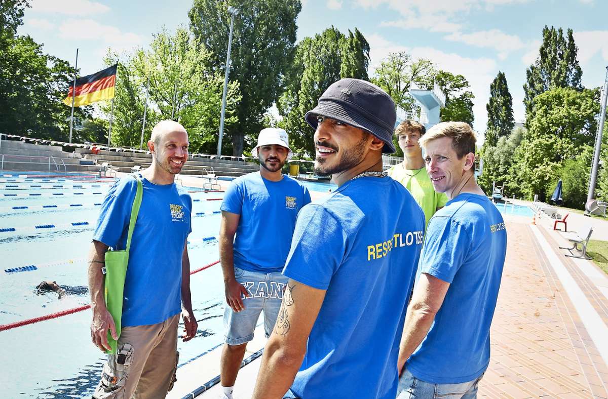 Freibäder in Stuttgart: Junge Badegäste für Respekt sensibilisieren