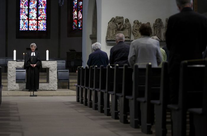 Präsenz oder Online: Wo  Heilig Abend in den Stuttgarter Kirchen gefeiert  wird