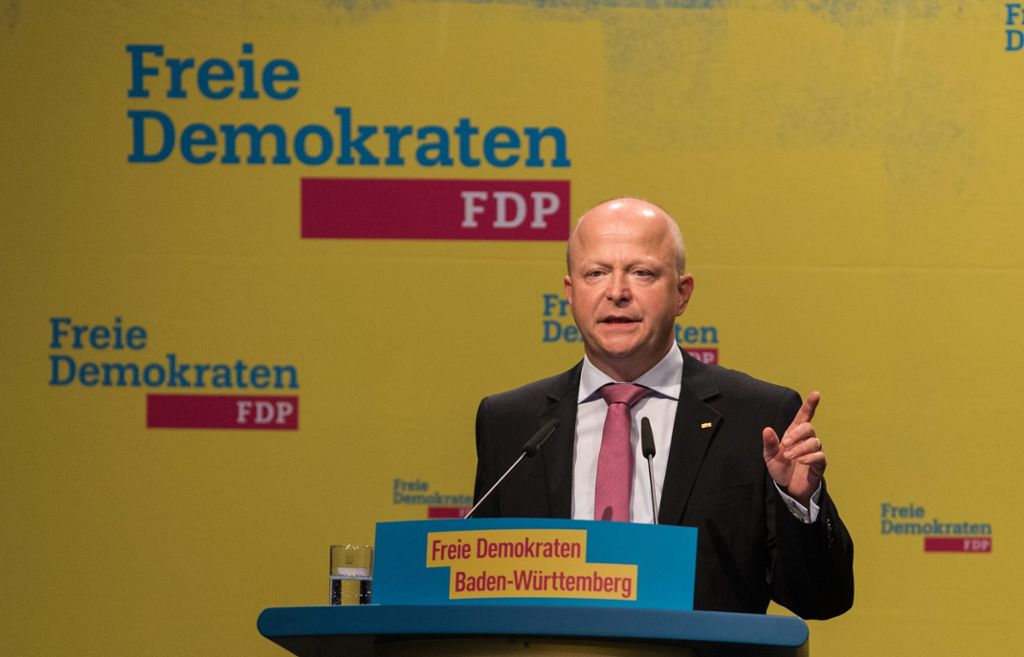 Er meint, die Grünen könnten auch mit den Liberalen in Gespräch kommen: Grün-Gelb im Ländle? FDP-Chef Theurer flirtet mit Kretschmann