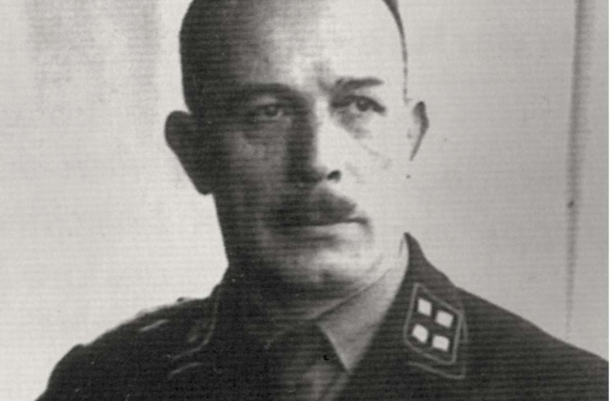 Karl Jäger aus Waldkirch bei Freiburg war in der NS-Zeit SS-Standartenführer. Er organisiert und befahl die Massenerschießungen der litauischen Juden in den Jahren 1941 und 1942.